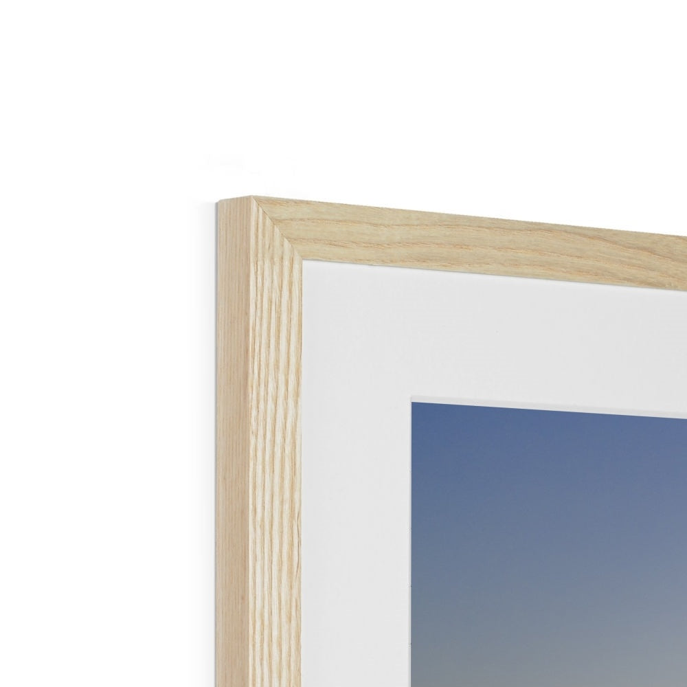 droskyn dawn wooden frame detail