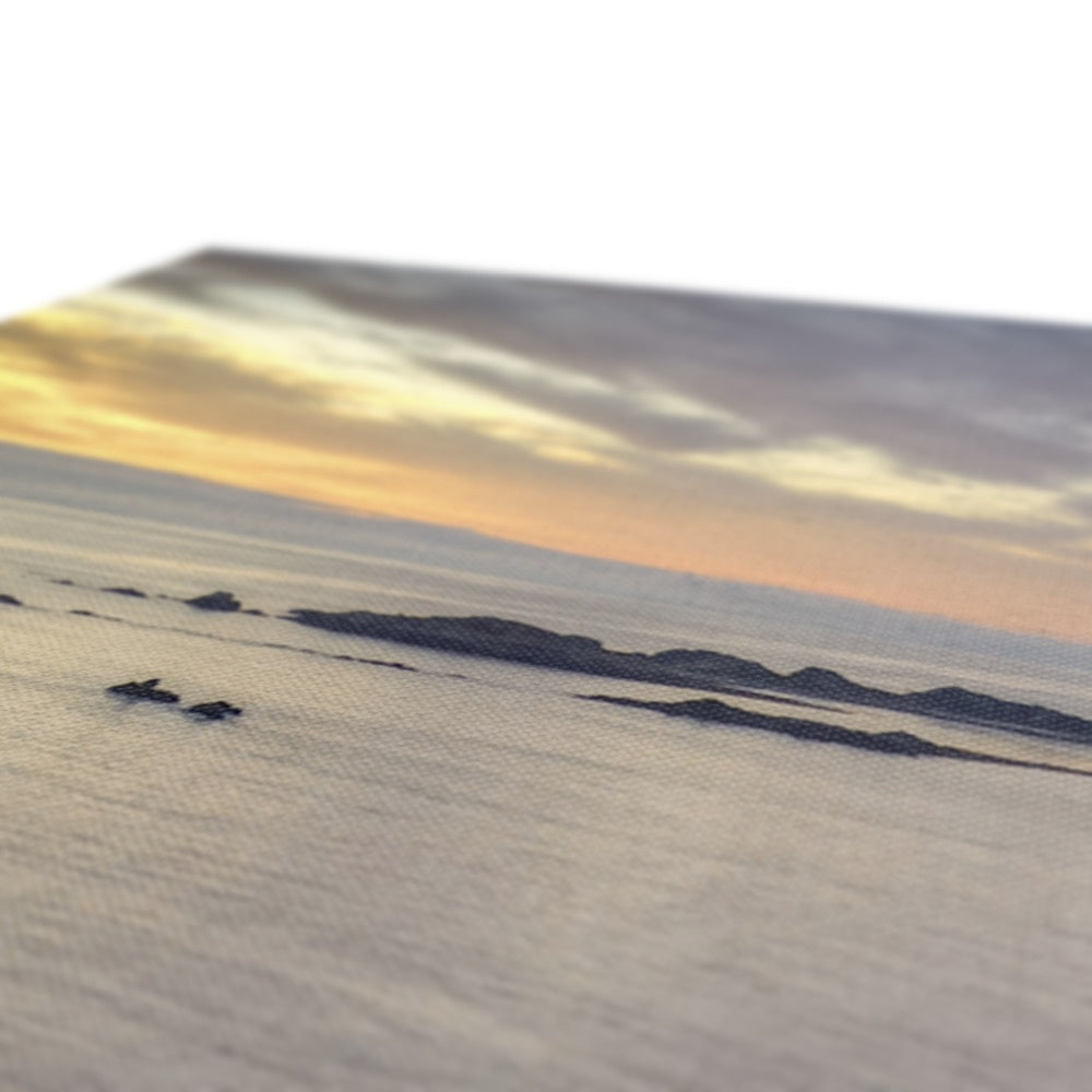dawn round island canvas