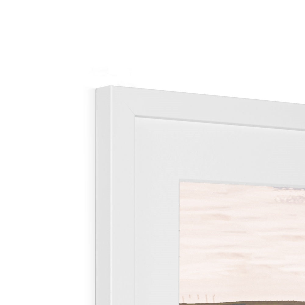 praa sands white frame detail