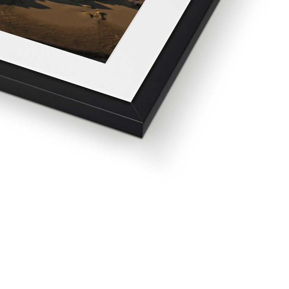 praa sands black frame detail
